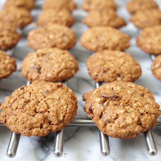 Winter Spice Oatmeal Cookies
