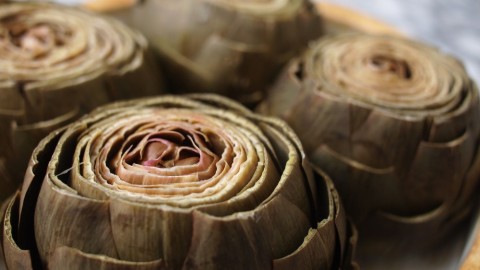 Steamed Artichokes with Garlic-Tarragon Mayonnaise